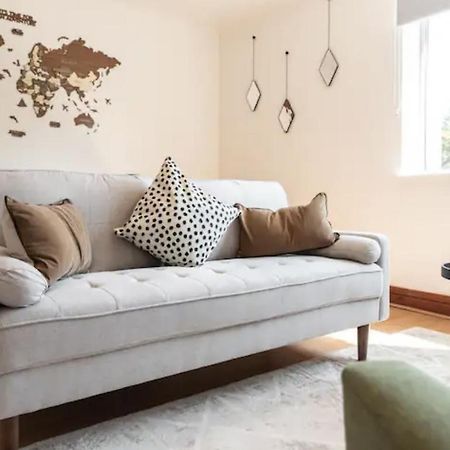 Metropolitan - 2 Bed, Private Parking Apartment, Great Commercial Home From Home Stay! Southampton Exterior foto
