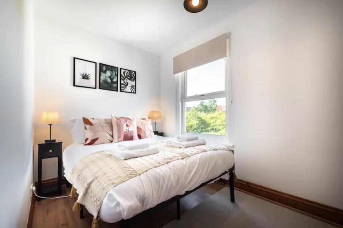 Metropolitan - 2 Bed, Private Parking Apartment, Great Commercial Home From Home Stay! Southampton Exterior foto