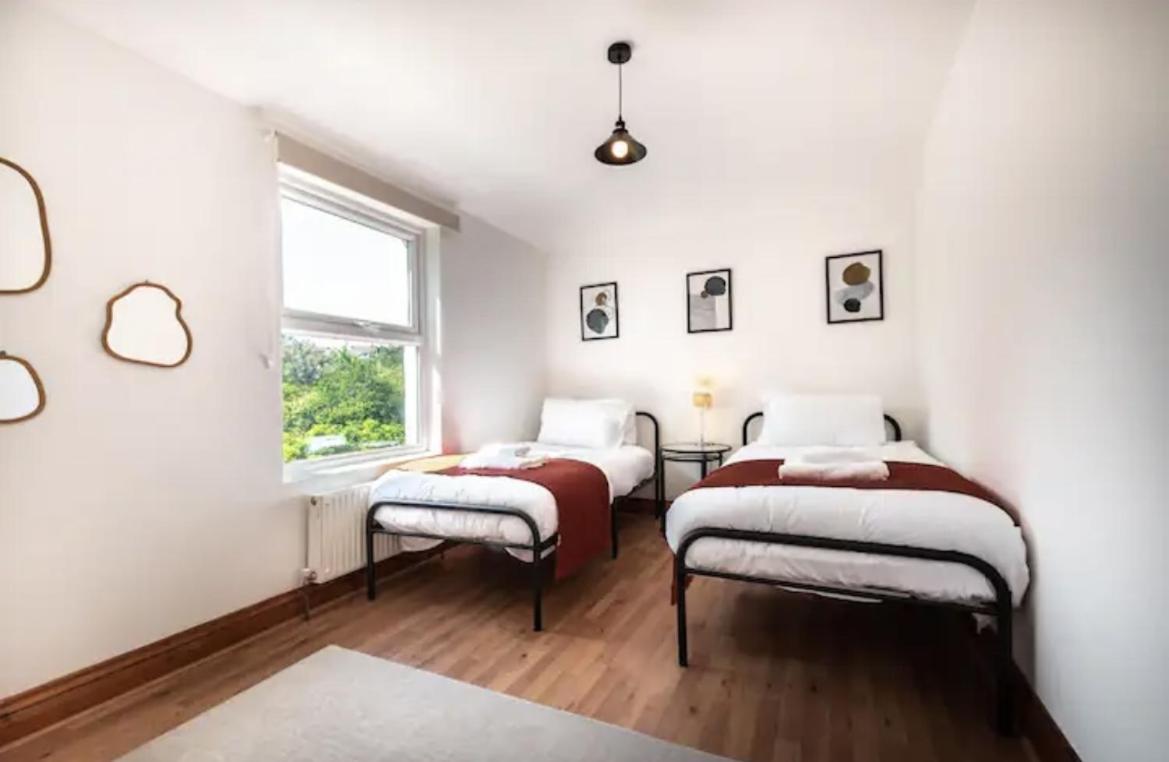 Metropolitan - 2 Bed, Private Parking Apartment, Great Commercial Home From Home Stay! Southampton Exterior foto